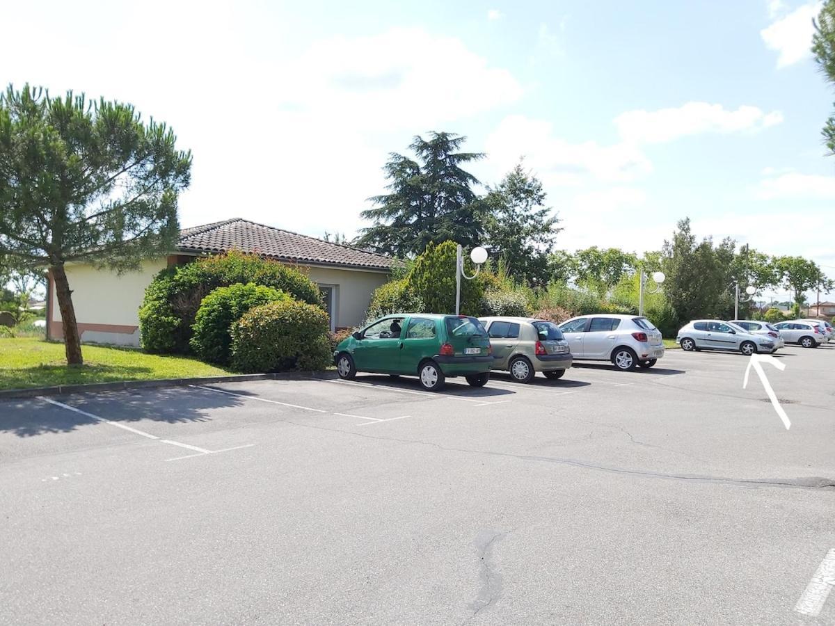 Le Sporting Land - Avec Entree Autonome, Parking Prive & Sa Piscine ! - Appartement Gaillac Buitenkant foto