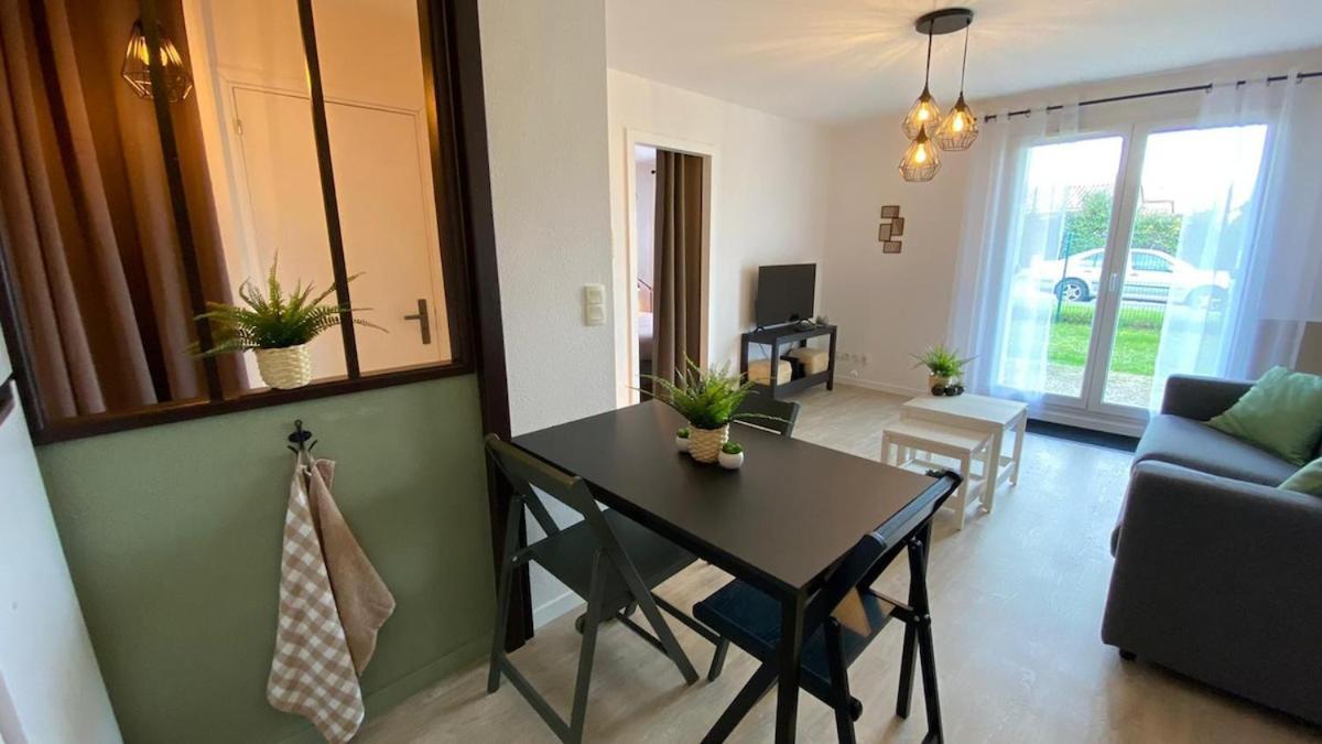 Le Sporting Land - Avec Entree Autonome, Parking Prive & Sa Piscine ! - Appartement Gaillac Buitenkant foto